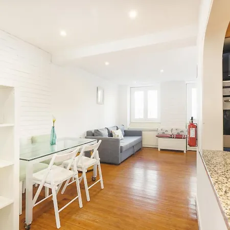 Cosy Parliament By Homing Apartment *